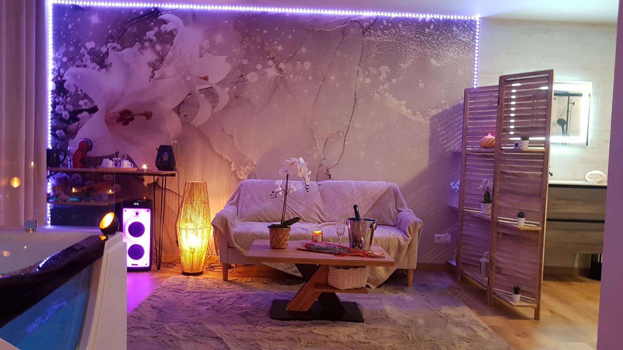 Love Room Jaccuzi Puisserguier Zewnętrze zdjęcie